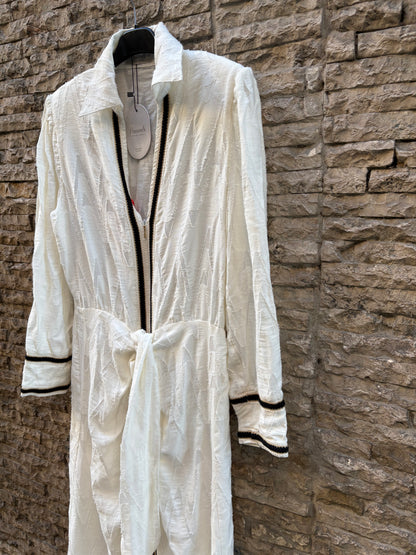 PANAMBI. Vestido midi blanco lazada