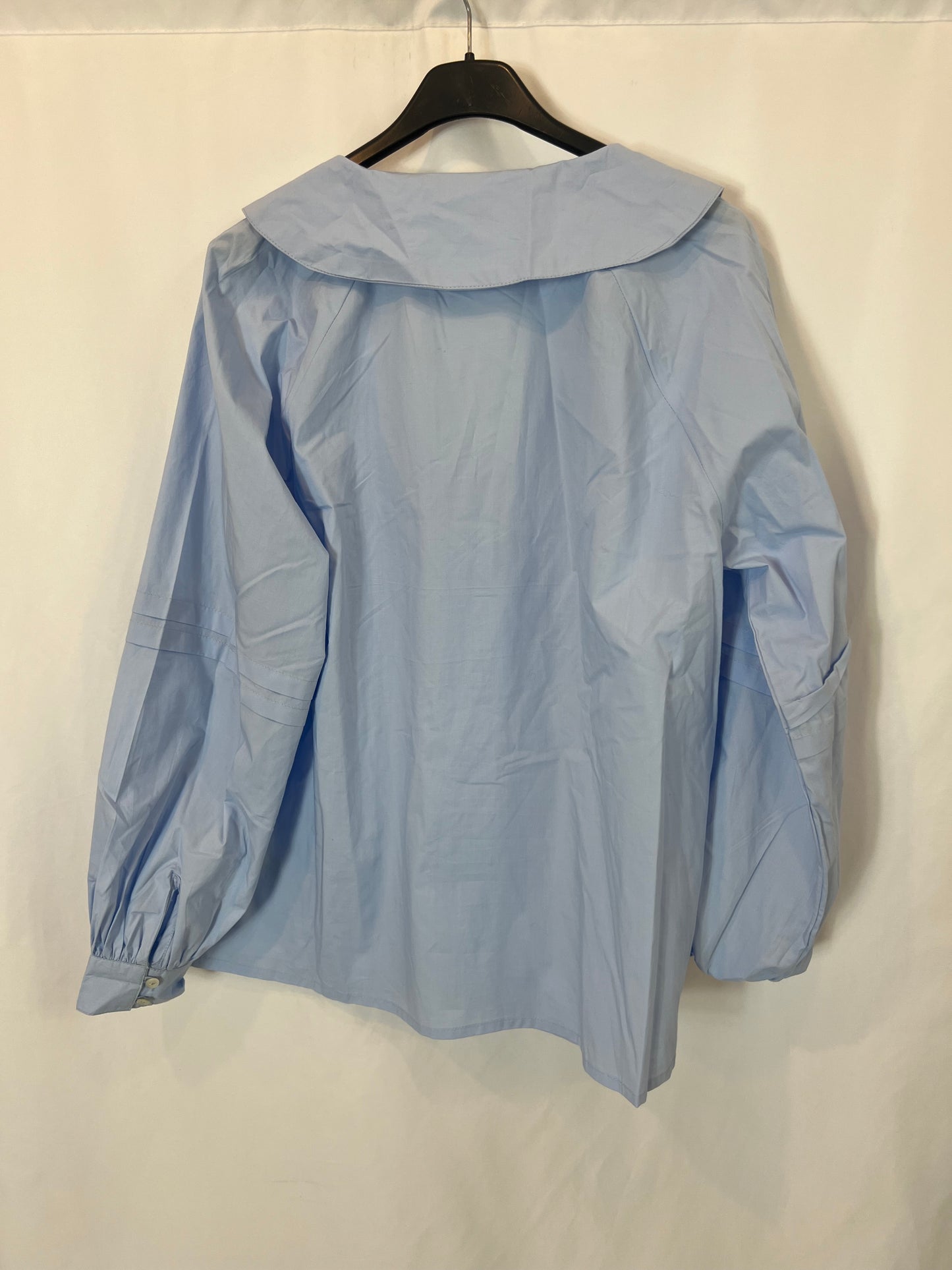 UNIT. Camisa azul detalle cuello. T M