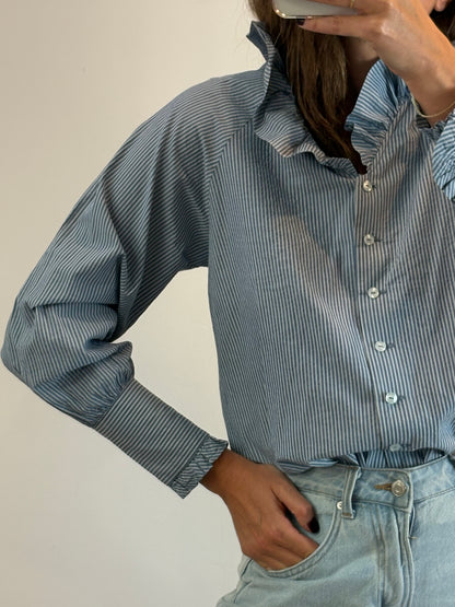 DELUEM. Striped blouse with ruffled collar. TS/M