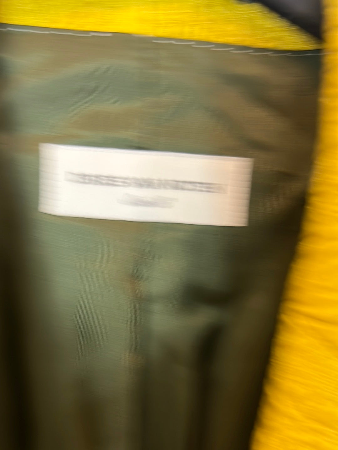 DRIES VAN NOTEN. Pistachio-textured blazer. Size 36