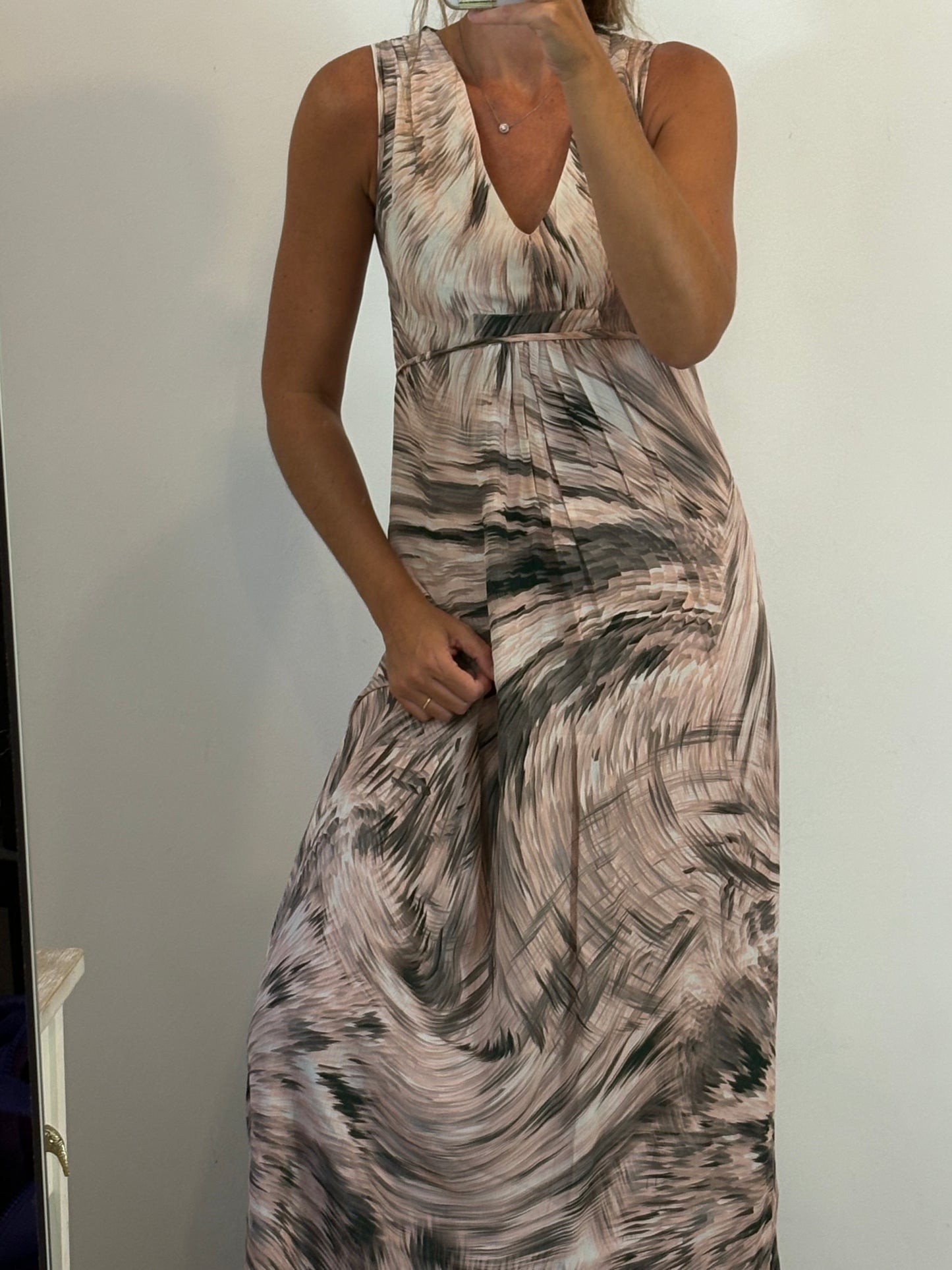 BDBA. Long, flowing printed dress. Size 36