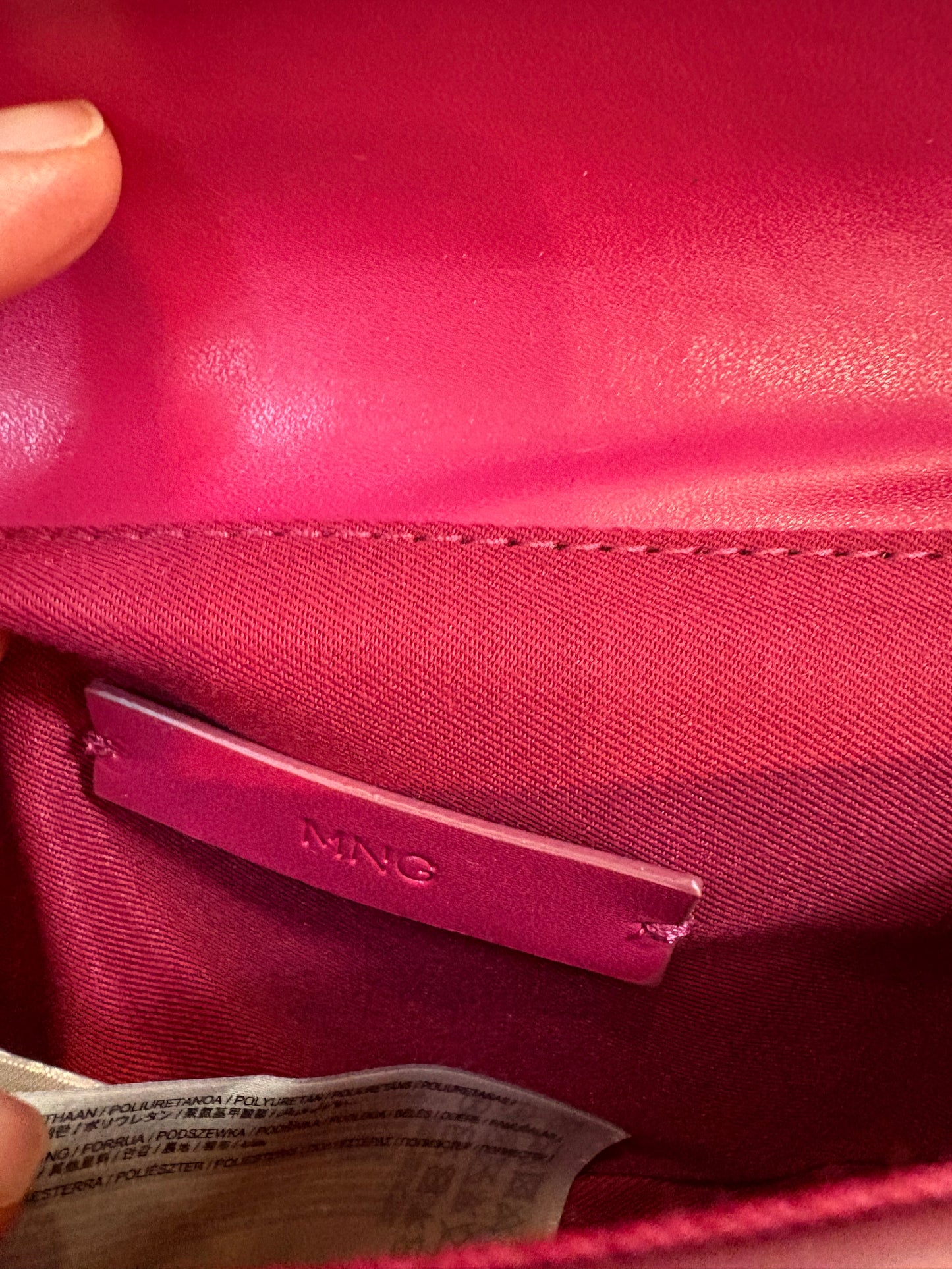 MANGO. Bolso mini fucsia