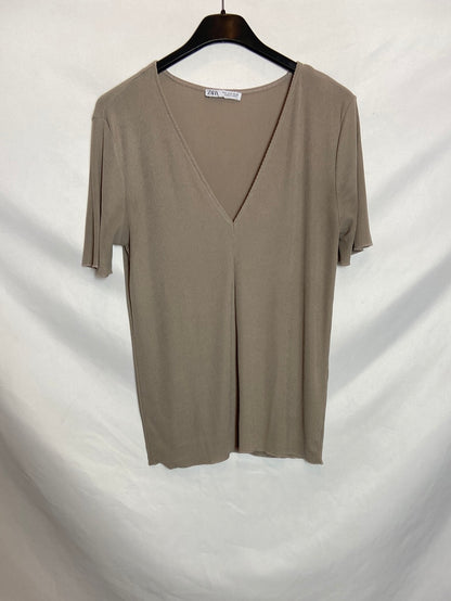 ZARA. Top beige canalé T.S