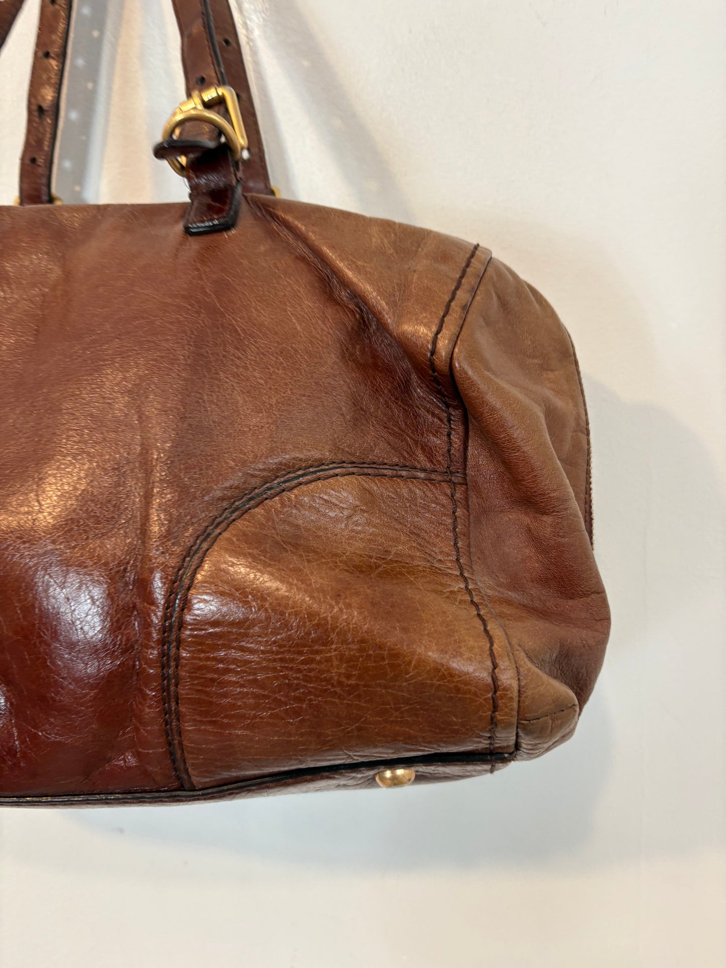 BIMBA Y LOLA. Bolso piel doble asa