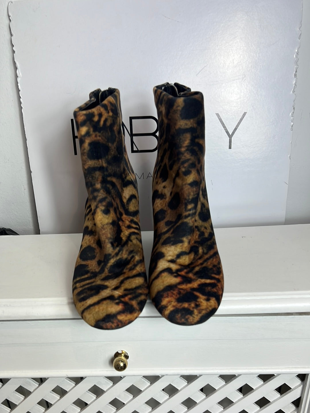 ISABEL MARANT. Botines textura animal print. T 39