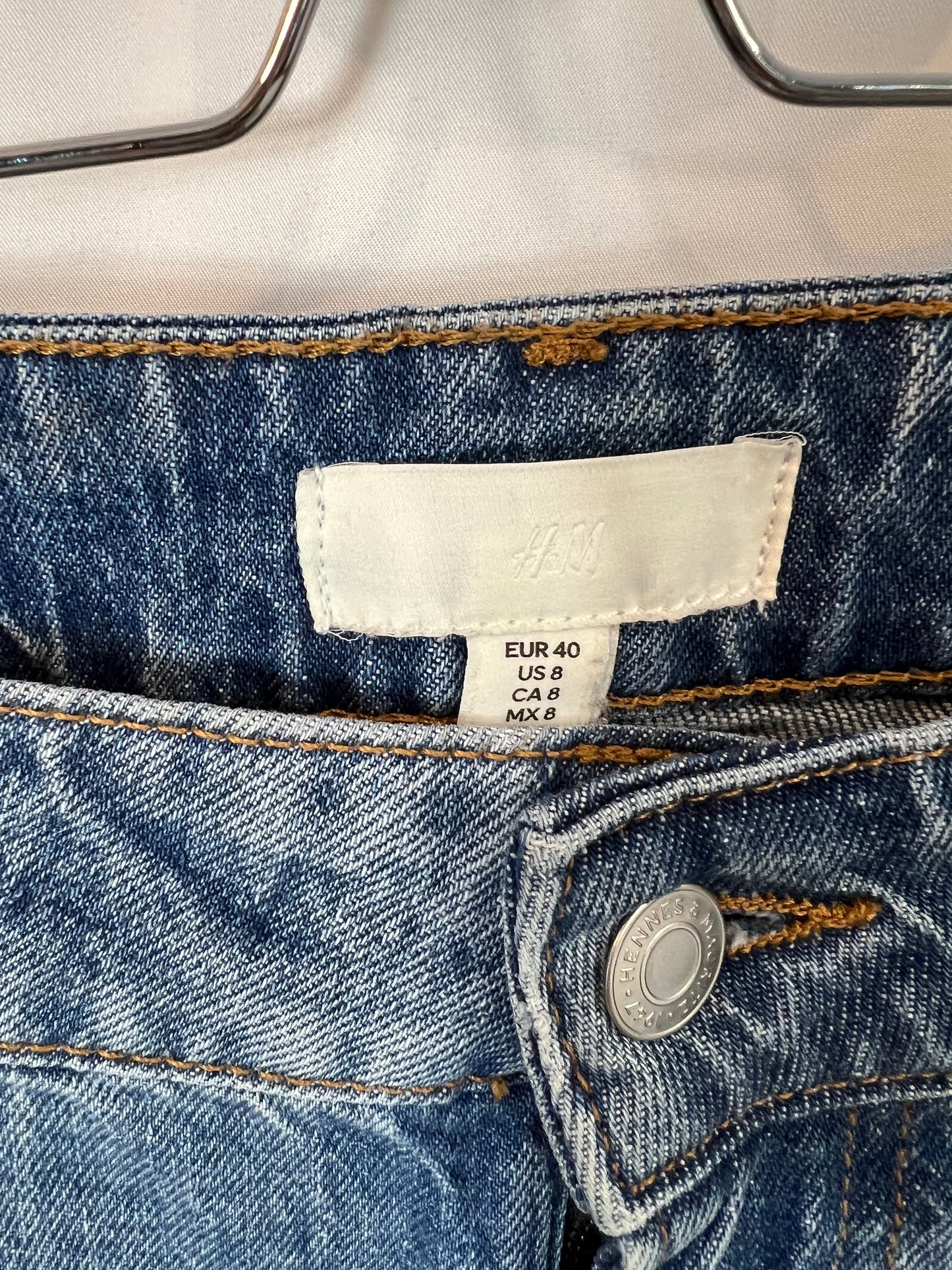 H&amp;M. Wide-leg denim. Size 40