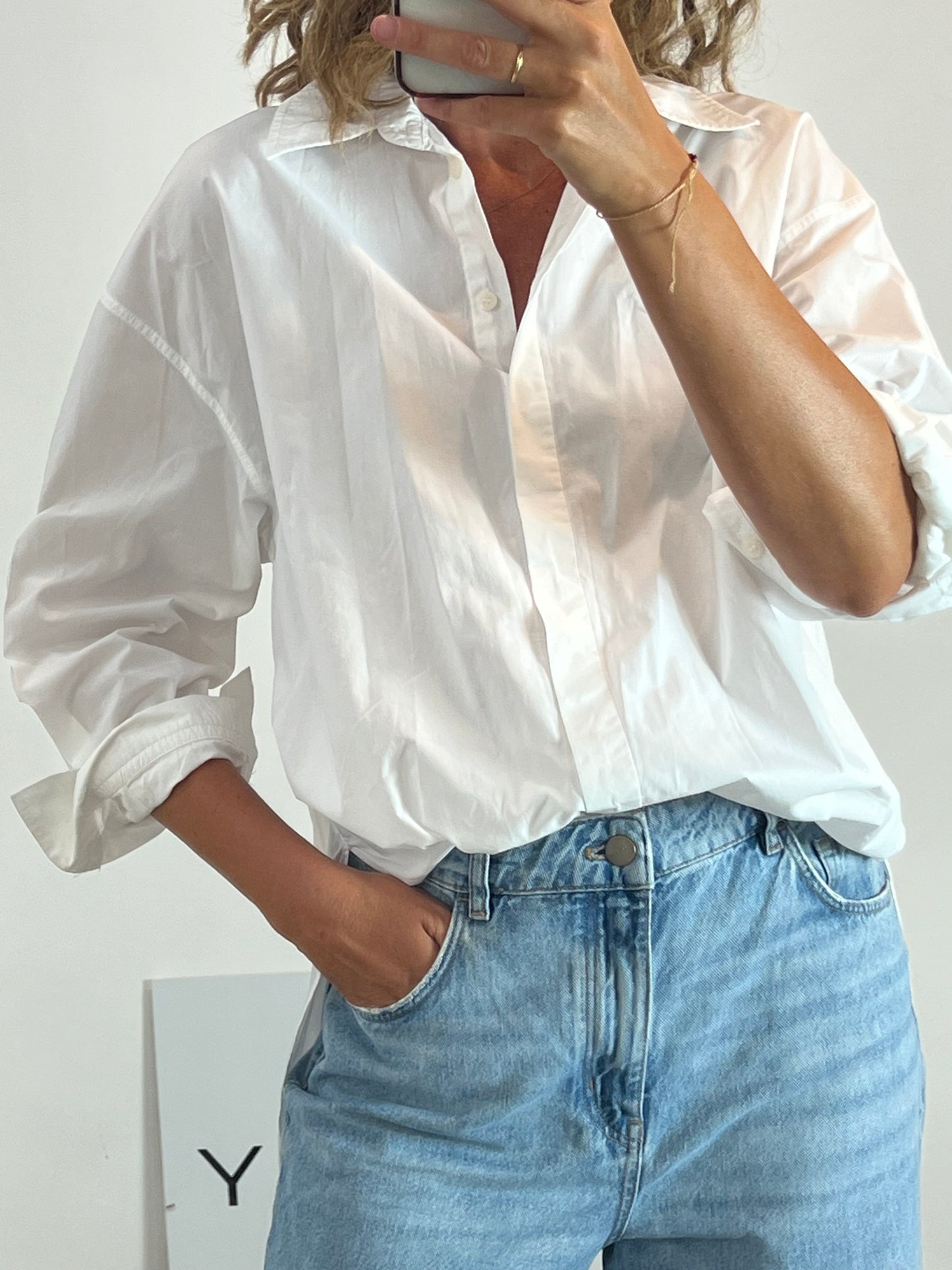 ZARA. White shirt. XS