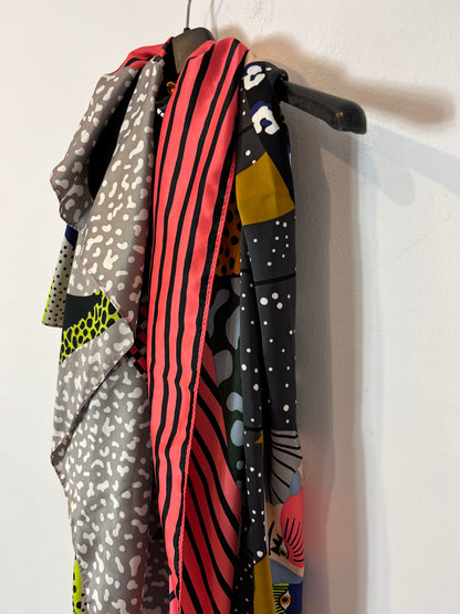 BIMBA Y LOLA. Pañuelo multiestampado