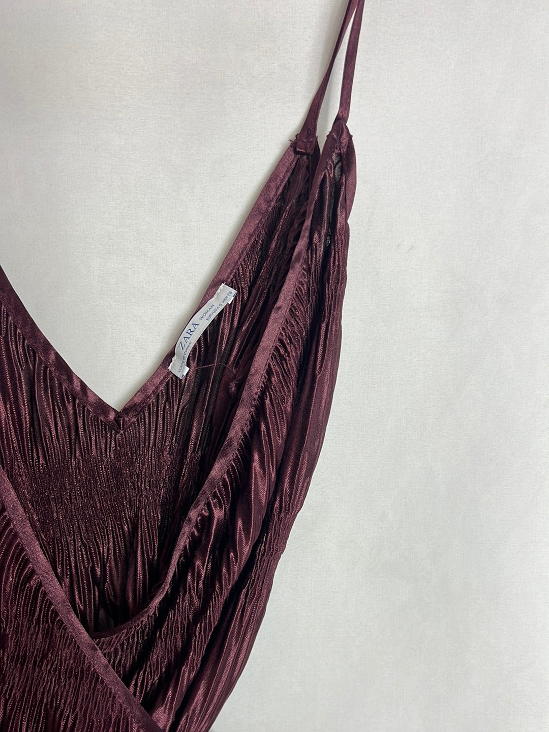 ZARA. Top cruzado plisado berenjena. T S