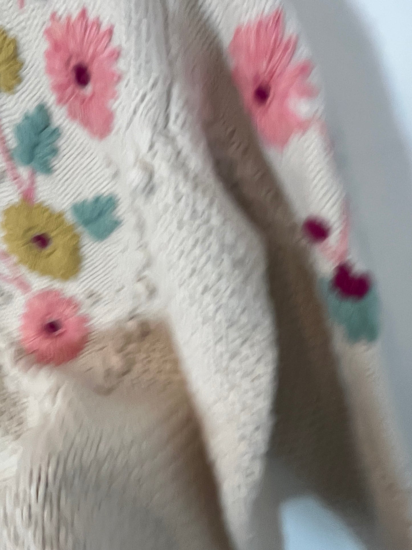 LOUISE MISHA. Jersey beige flores bordadas T.xs