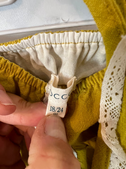 GOCCO. Conjunto vestido mostaza textura. T 18-24 meses