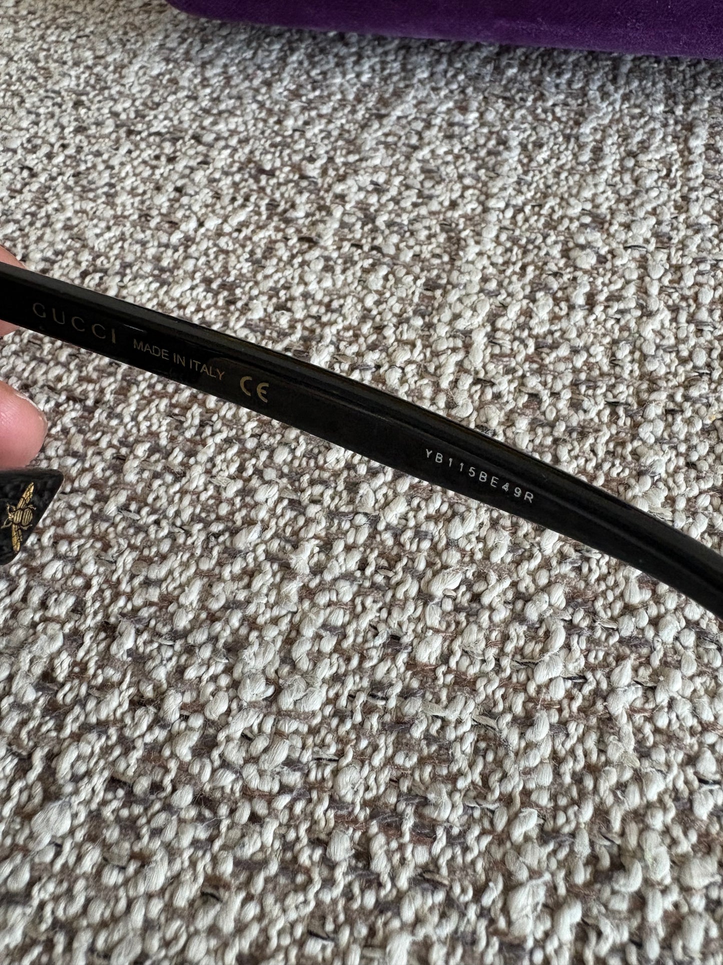 GUCCI. Gafas de sol negras