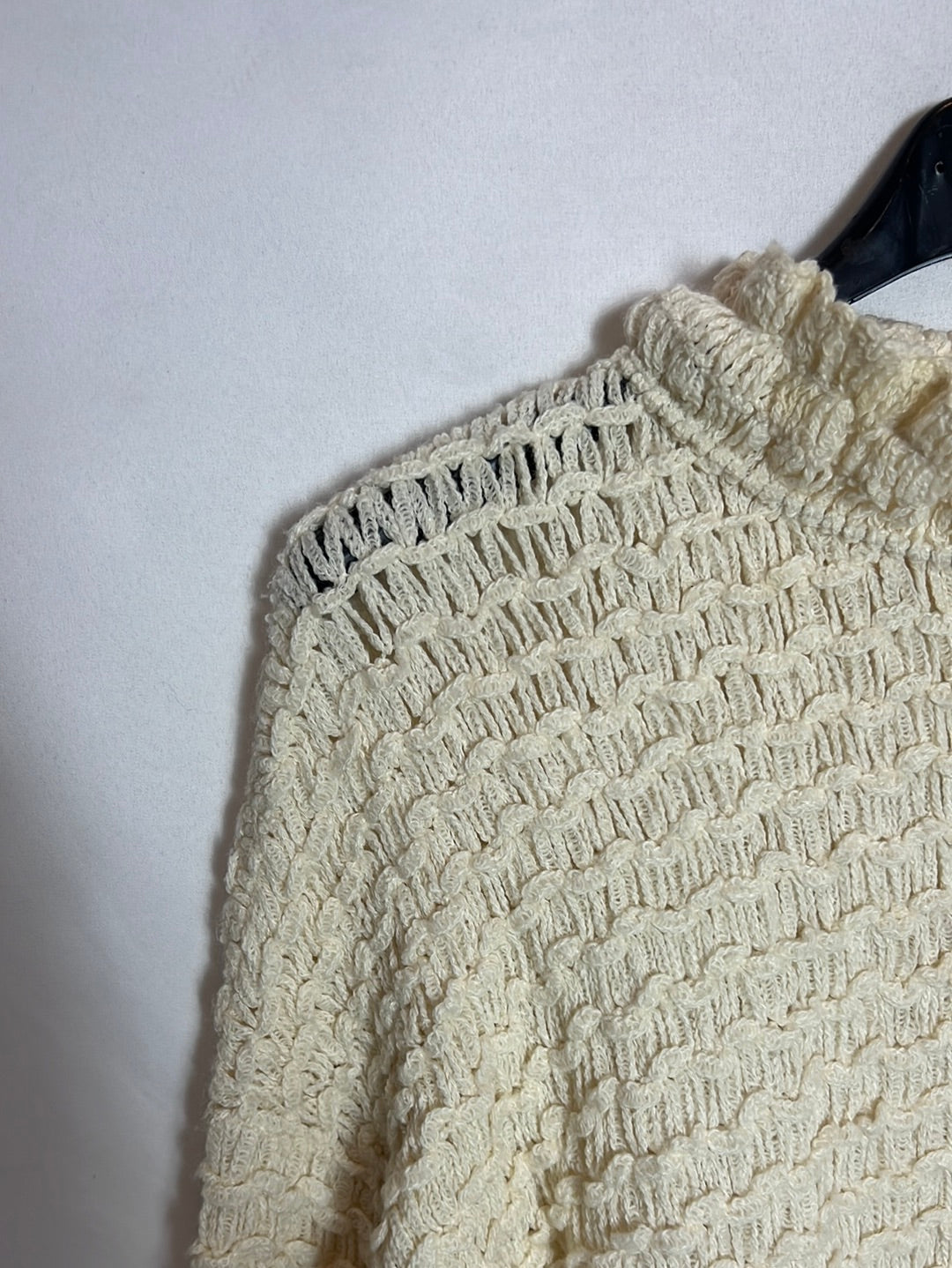 Textured ruffled jersey. TS