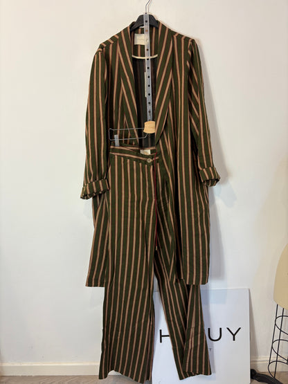 MOMONI. Pantalón verde rayas mezcla