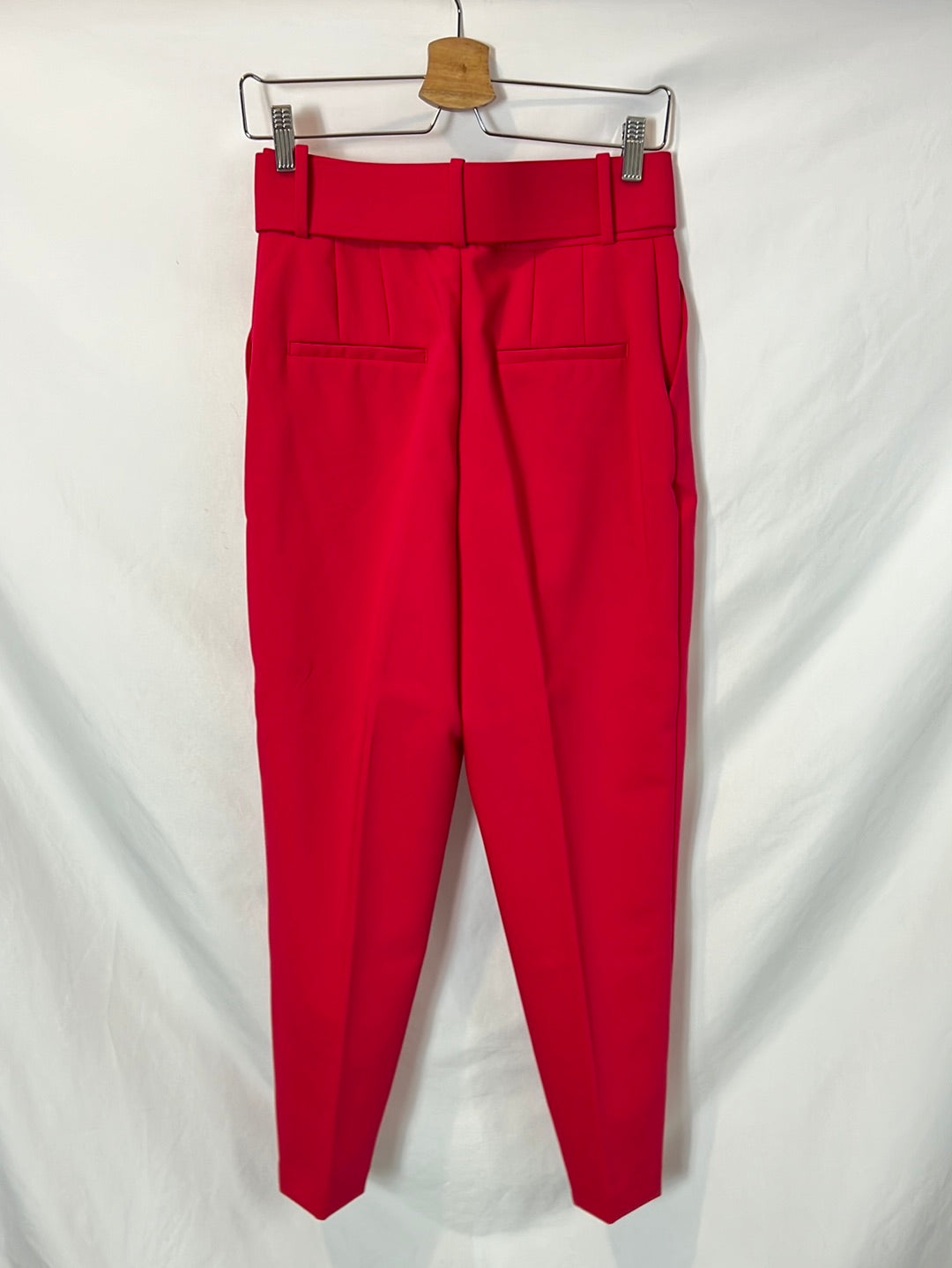 ZARA. Pantalón pinza rosa fucsia. T S
