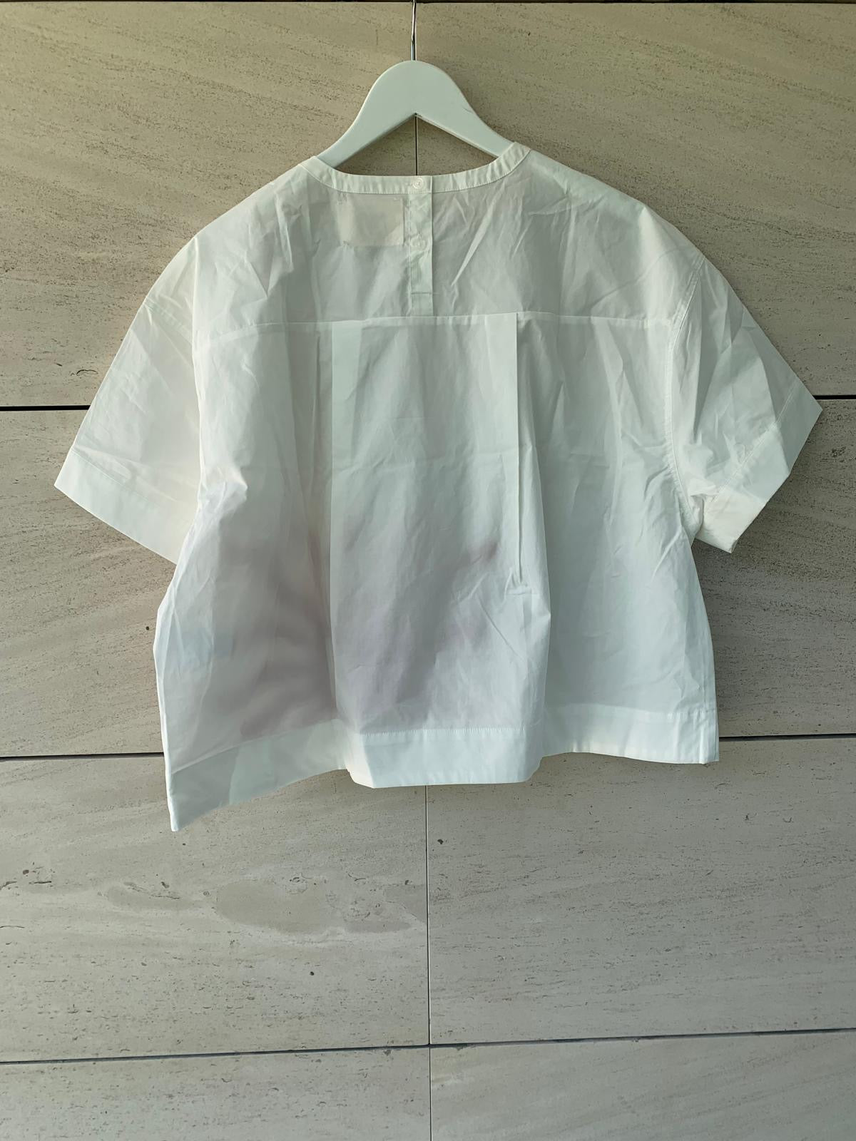 PARFOIS. Blusa blanca detalles en textura