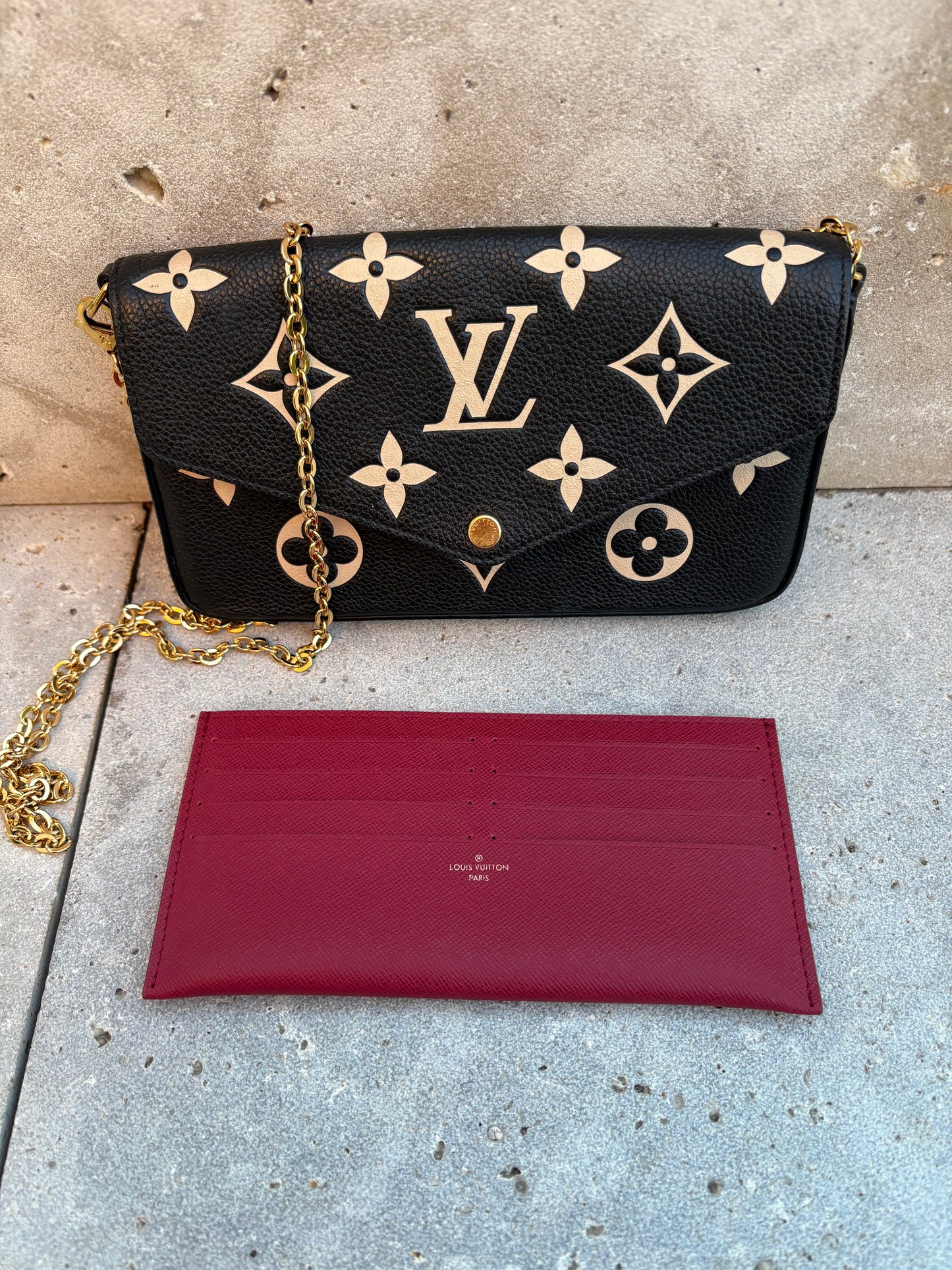 LOUIS VUITTON. Cartera de mano Félicie