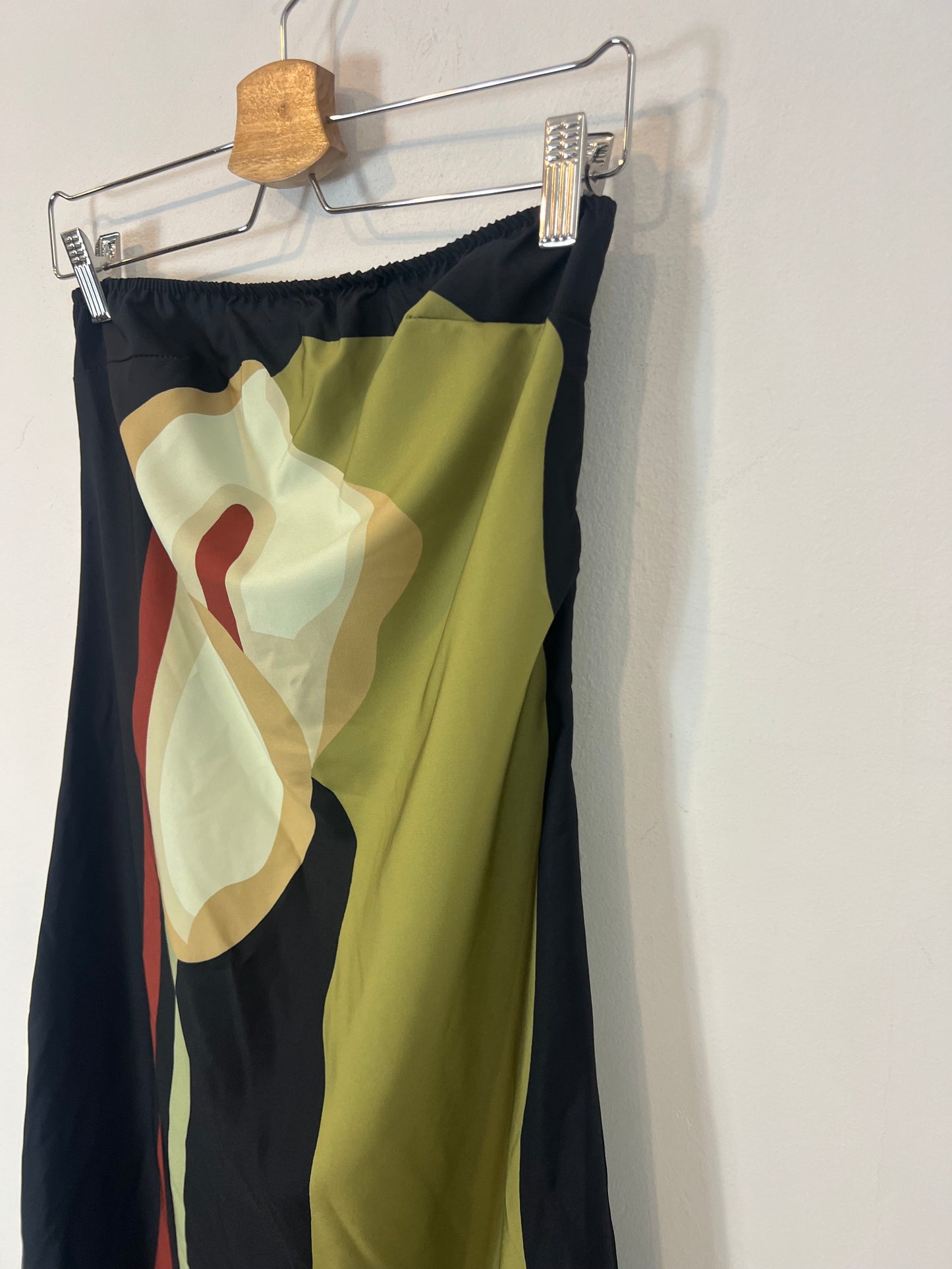 OTRAS. Vestido midi efecto pañuelo. T M