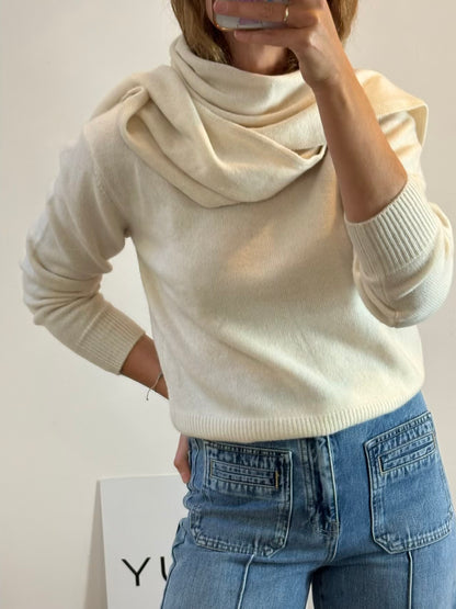 MASSIMO DUTTI. Jersey cashmere color crudo bufanda