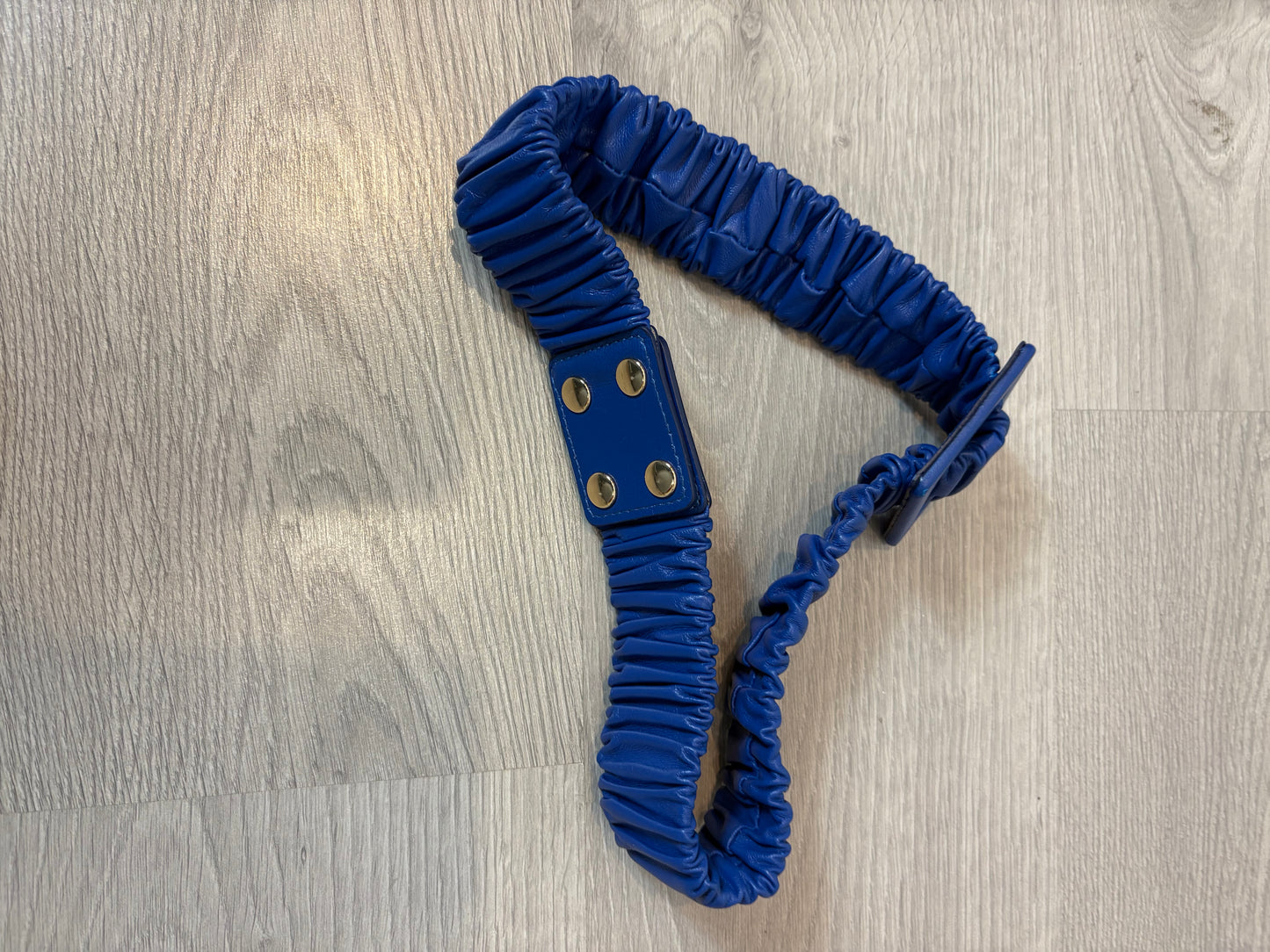 IDANO.Cinturón Klein piel