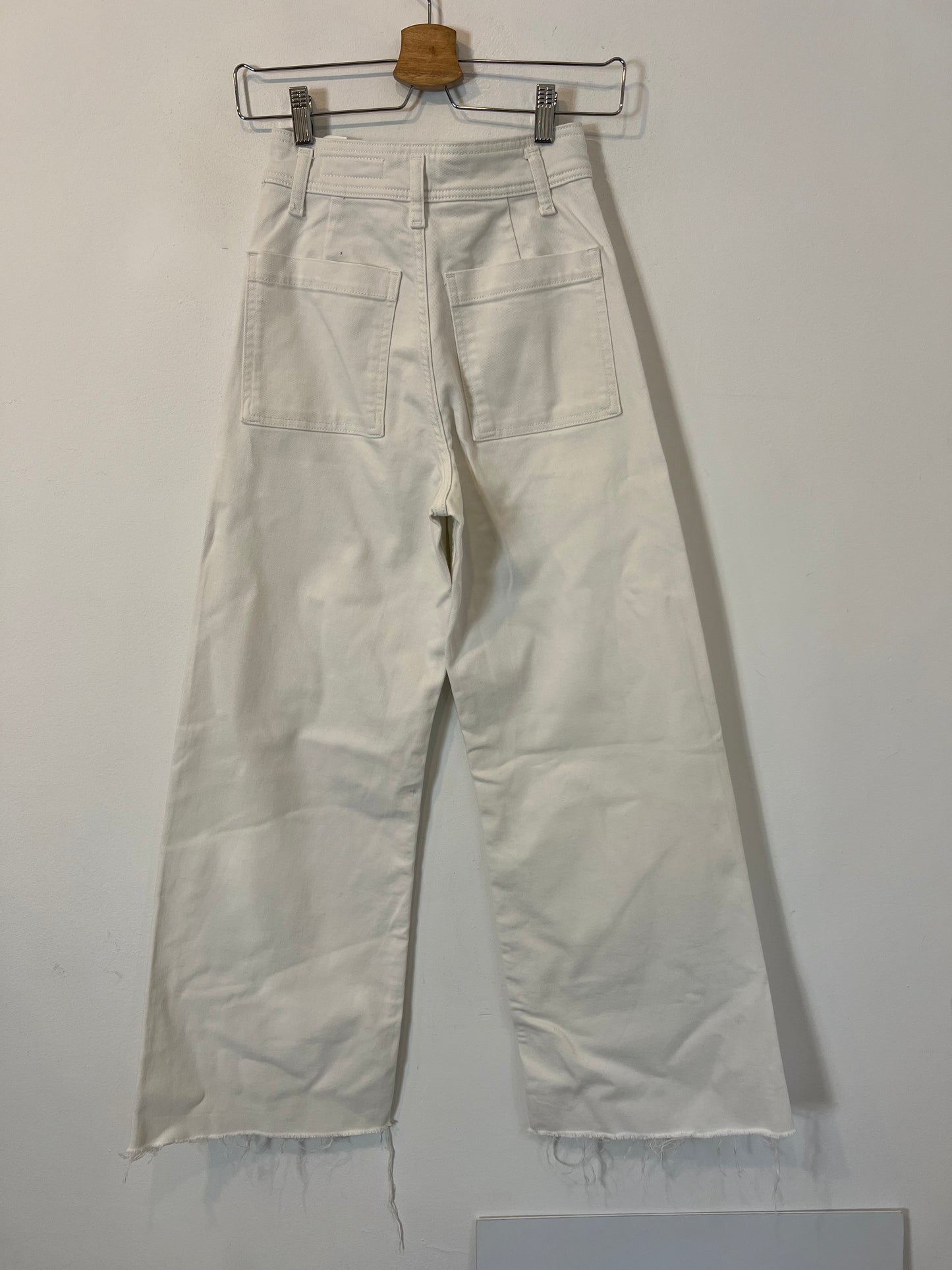 ZARA. White culottes, size 34