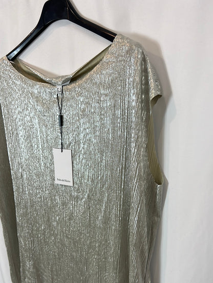 PEDRO DEL HIERRO. Silver textured top. Size XL