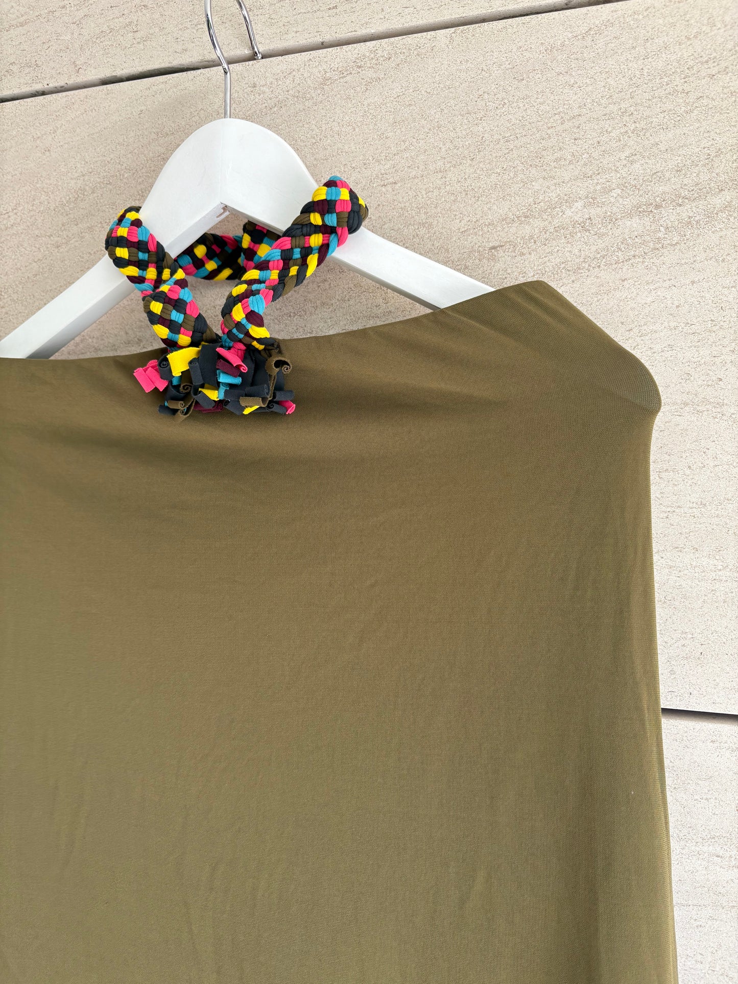 ERES. Vestido corto detalle cuello