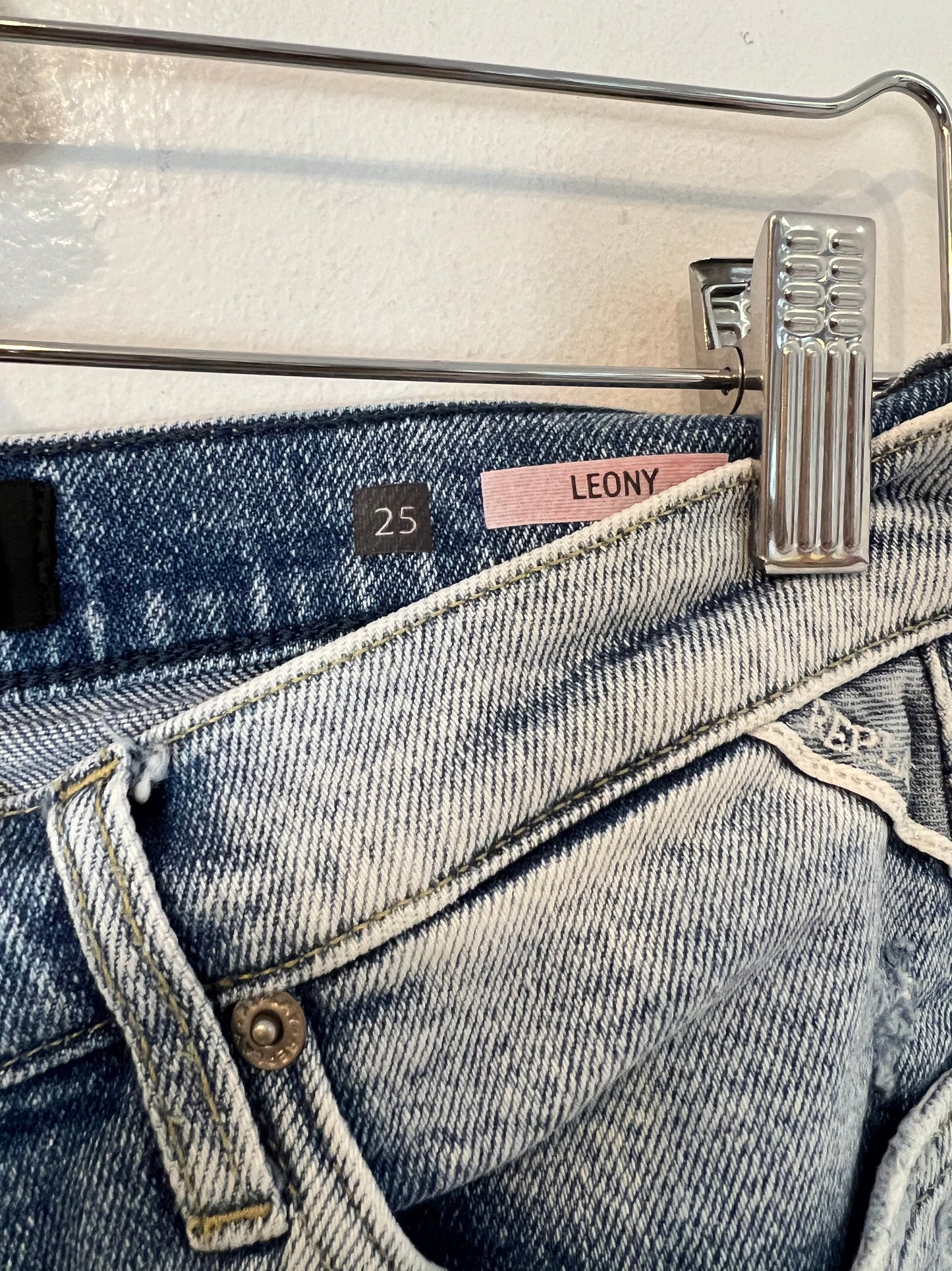 REPLAY. Denim skinny abotonado. T 25 (36)