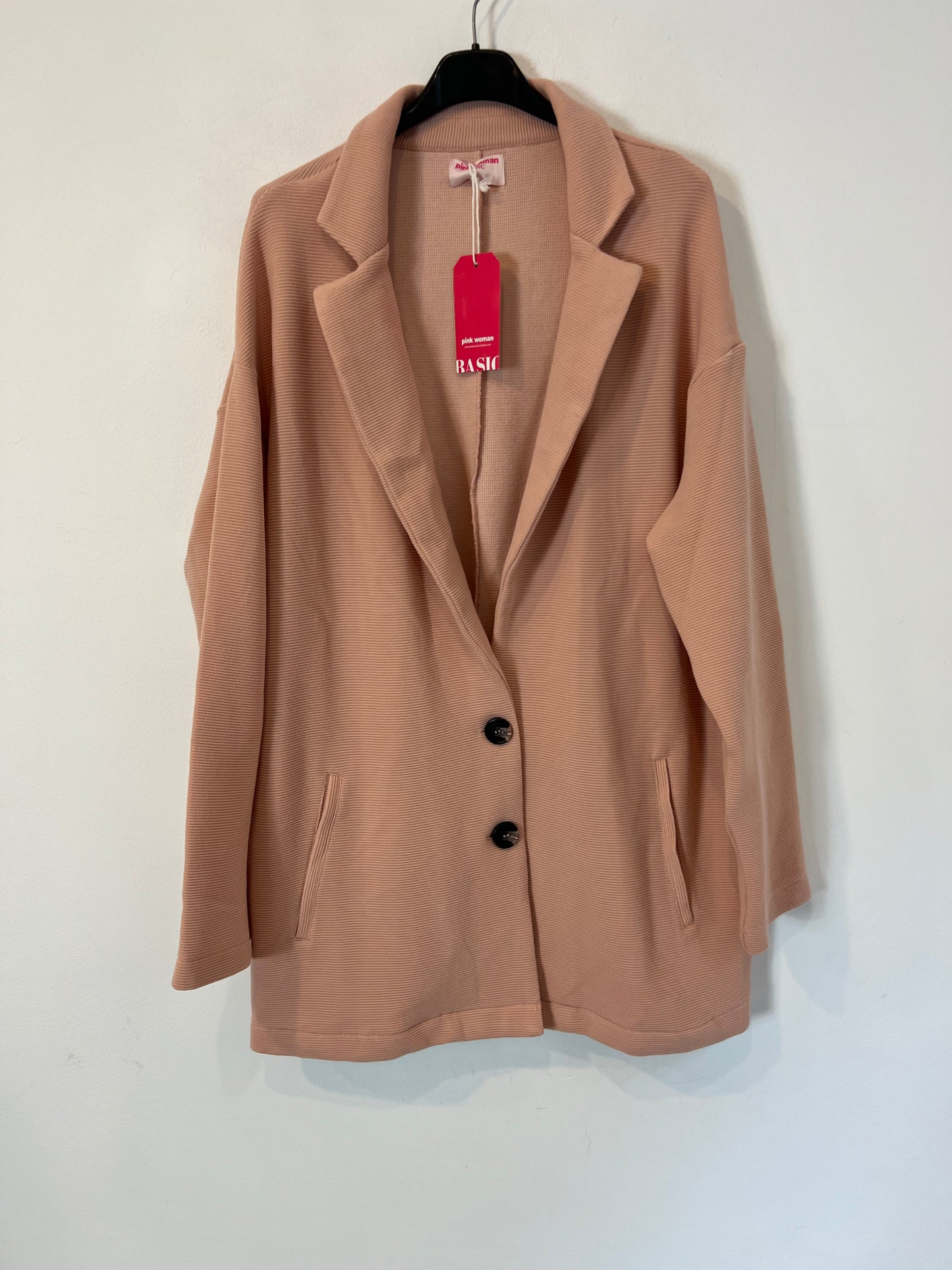 PINK WOMAN. Blazer rosa textura (2 tallas disponibles)