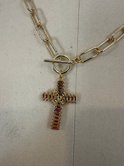 OTRAS. Gargantilla dorada cruz