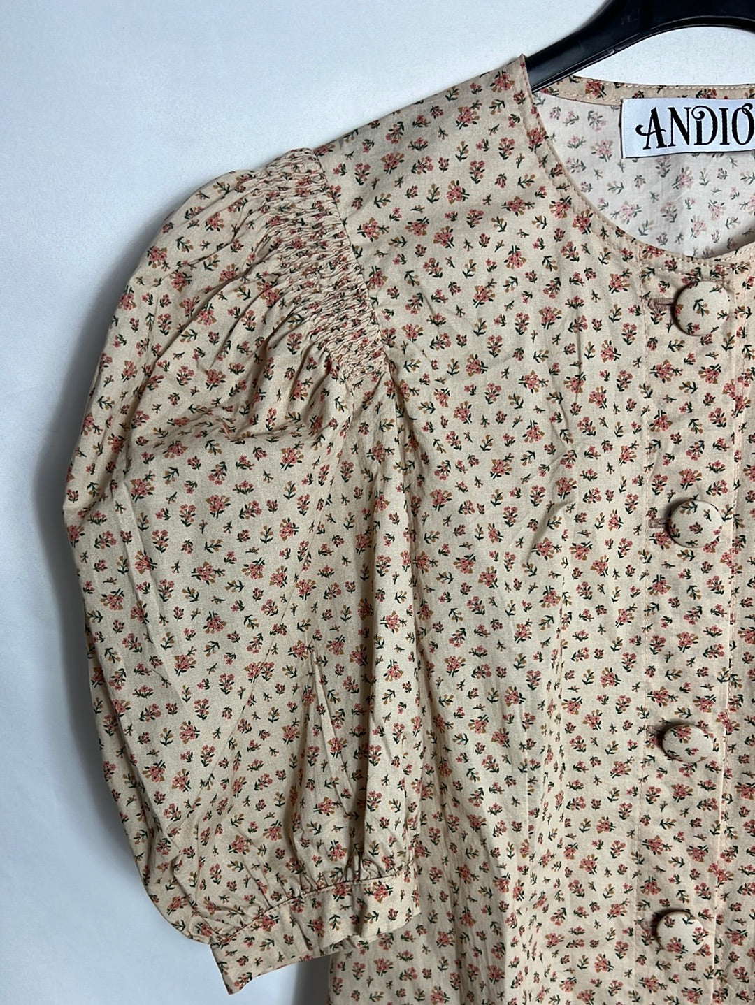 ANDION. Blusa flores manga abullonada. T S
