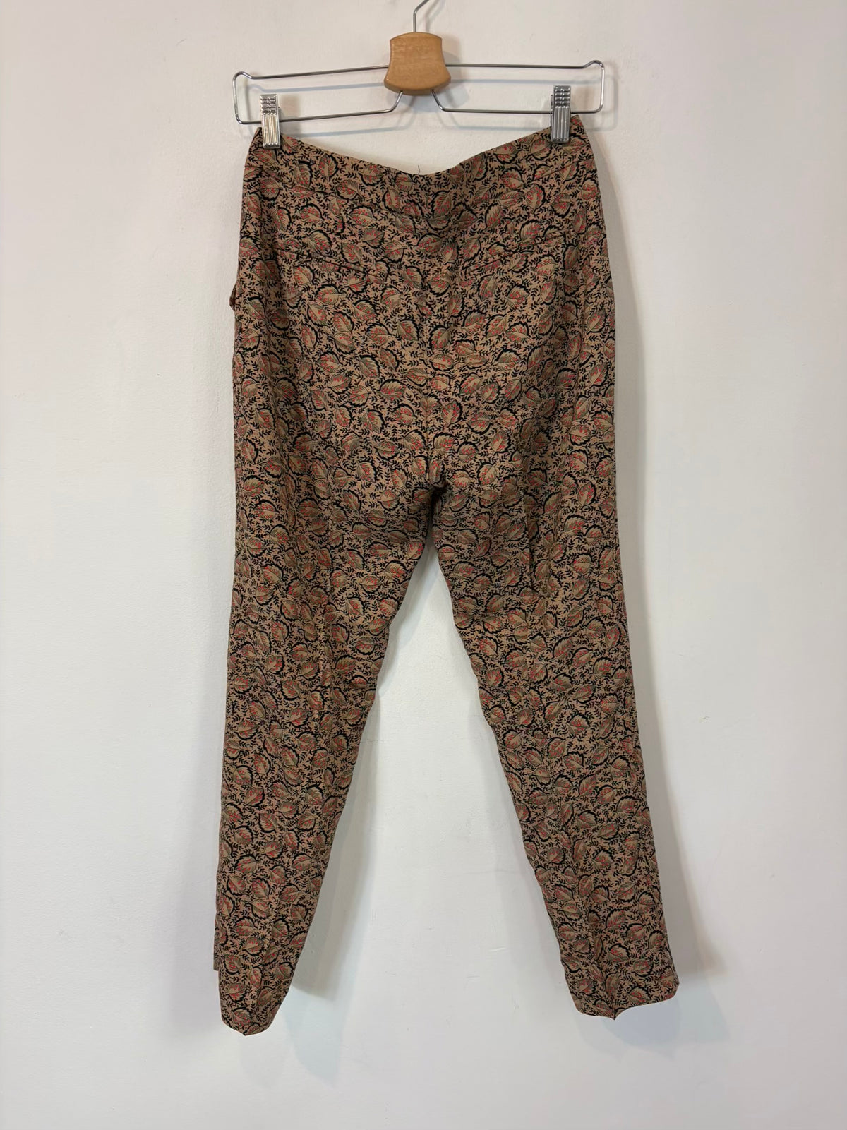 ETRO. Pantalón pinzas marrón fluido
