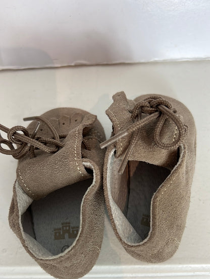 OTHERS. Soft-soled taupe boots. Size 17