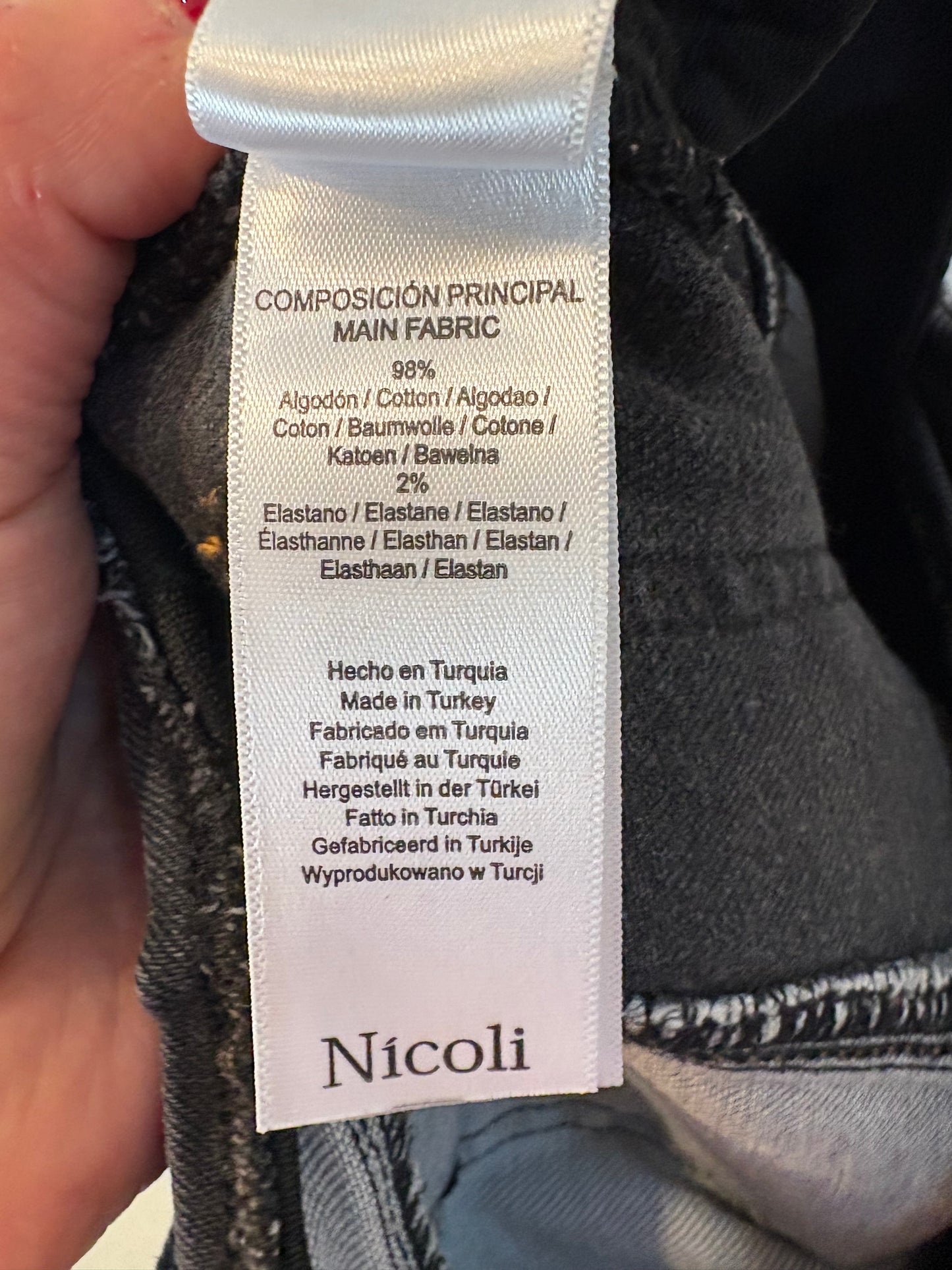 NÍCOLI. Denim gris ondas