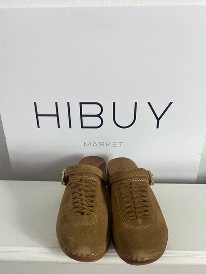 PEDRO MIRALLES. Zuecos beige de piel T.36