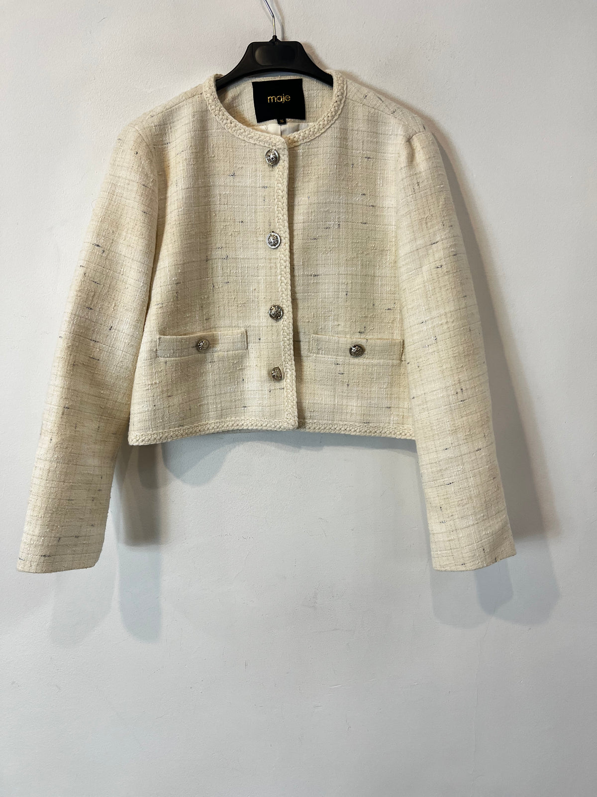 MAJE. Conjunto crema tweed