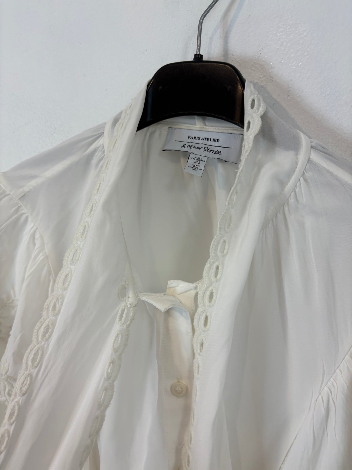 &amp; OTHER STORIES. Flowy white embroidered blouse. TS