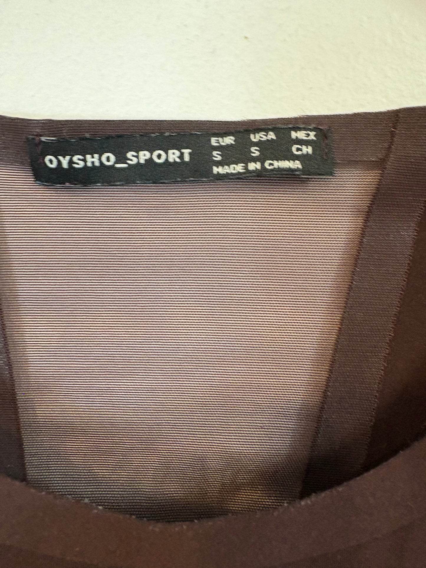 OYSHO. Top elástico marrón