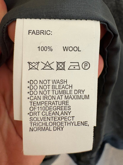 MAQUIS AND CO. Abrigo largo gris solapa