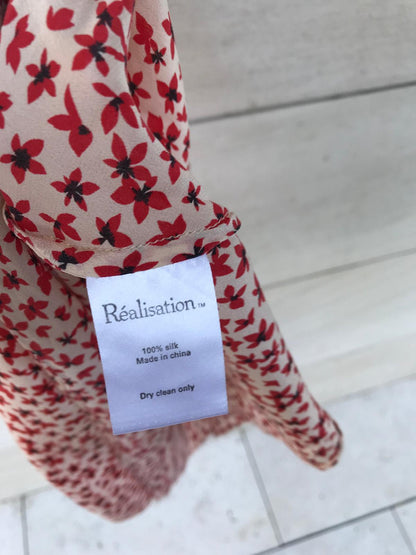 RÉALISATION. Vestido midi seda flores rojas mini