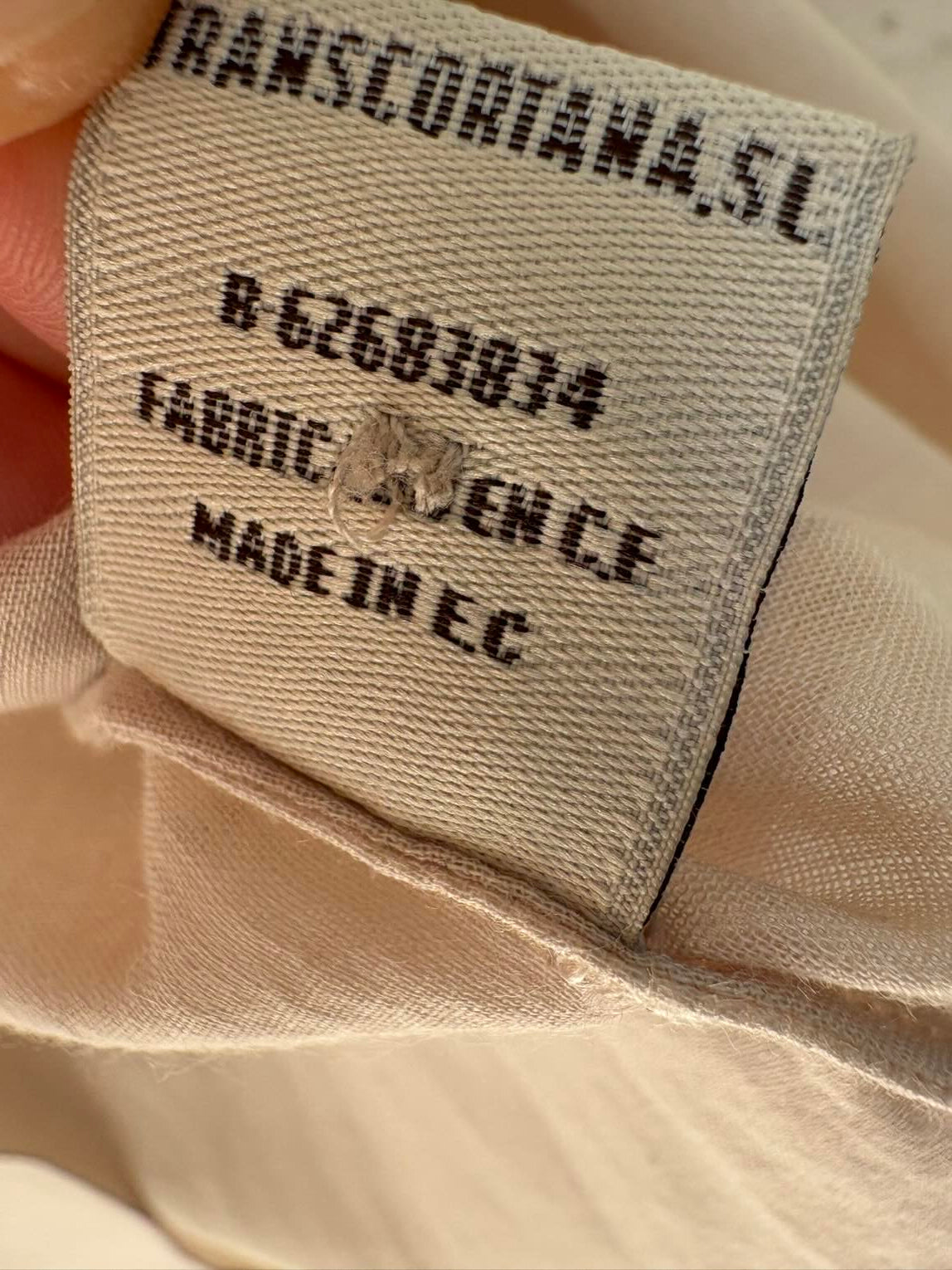 CORTANA. Camisa beige algodón ligero