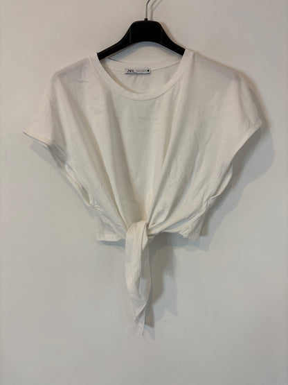 ZARA. White knot T-shirt