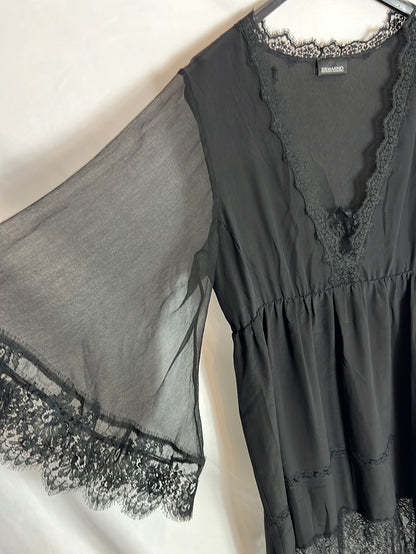 ERMANNO SCERVINO. Vestido negro seda y encaje. T 42