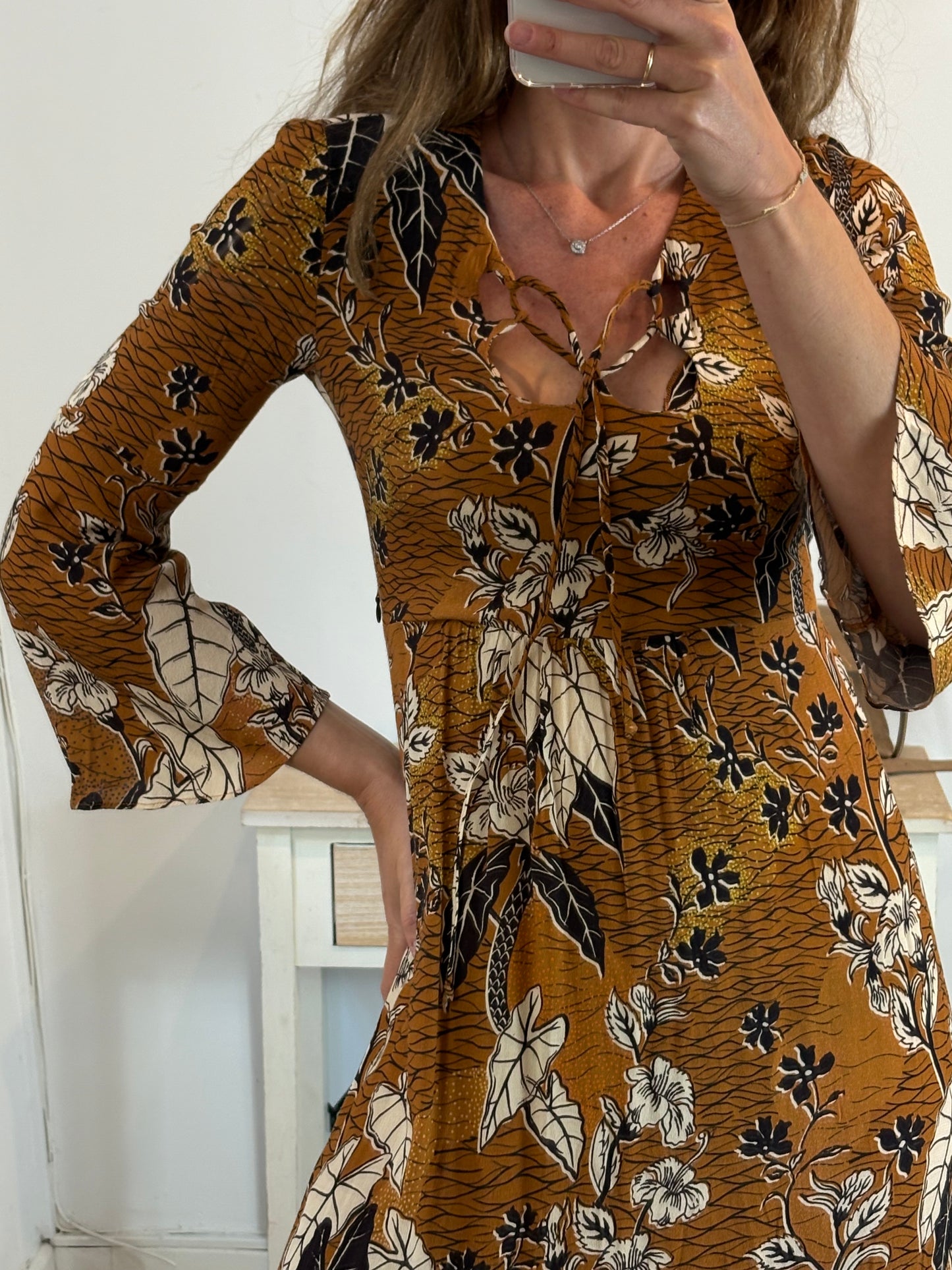 TANUCA. Vestido teja estampado  T.38