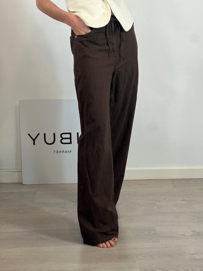 ZARA. Pantalón marrón recto con lino