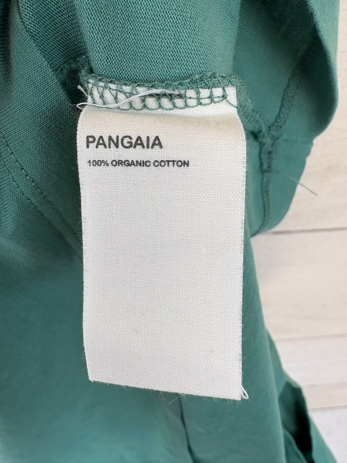 PANGAIA. Camiseta verde sin mangas