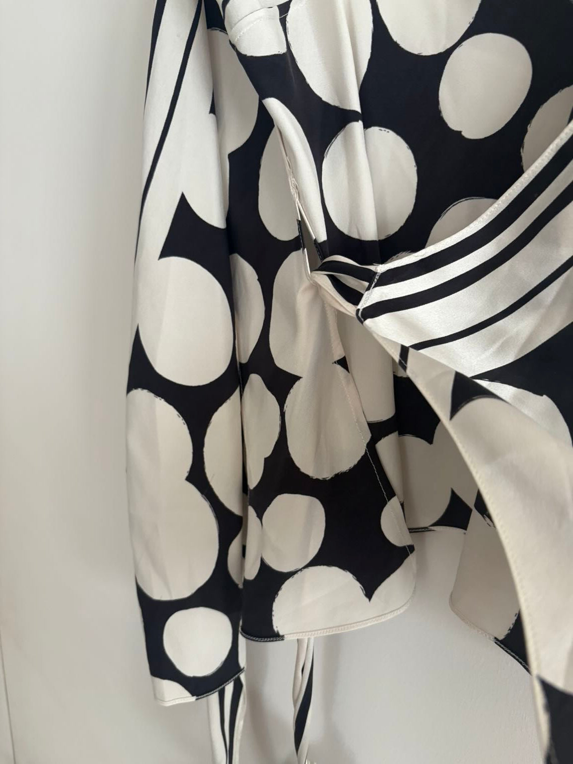 GEORGES RECH. Top seda cruzado bicolor