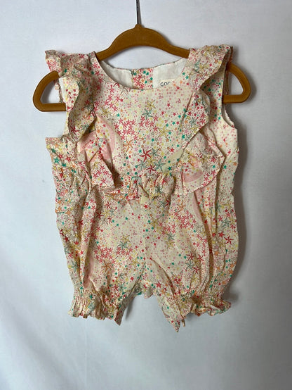 GOCCO. Romper and bonnet with colorful print. Size 3-6 months