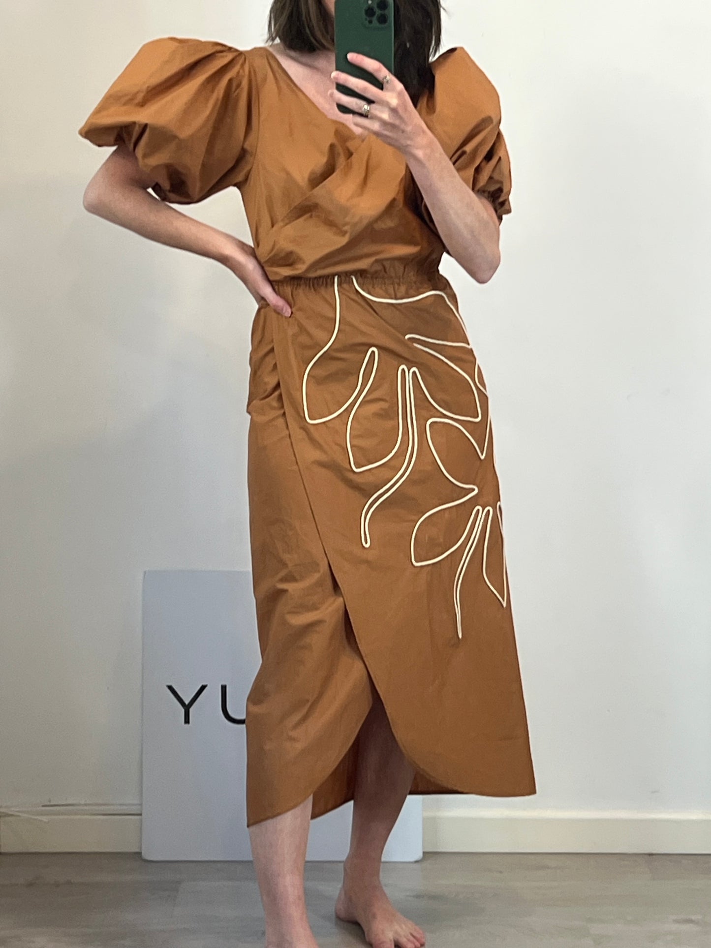 PADOVA. Camel wrap midi dress. XS