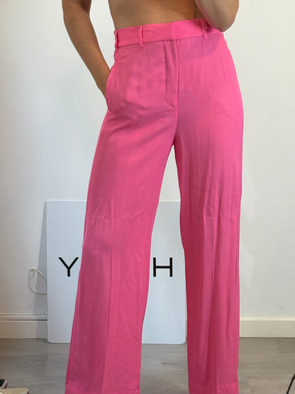 ZARA. Pantalón fluido fucsia. T S